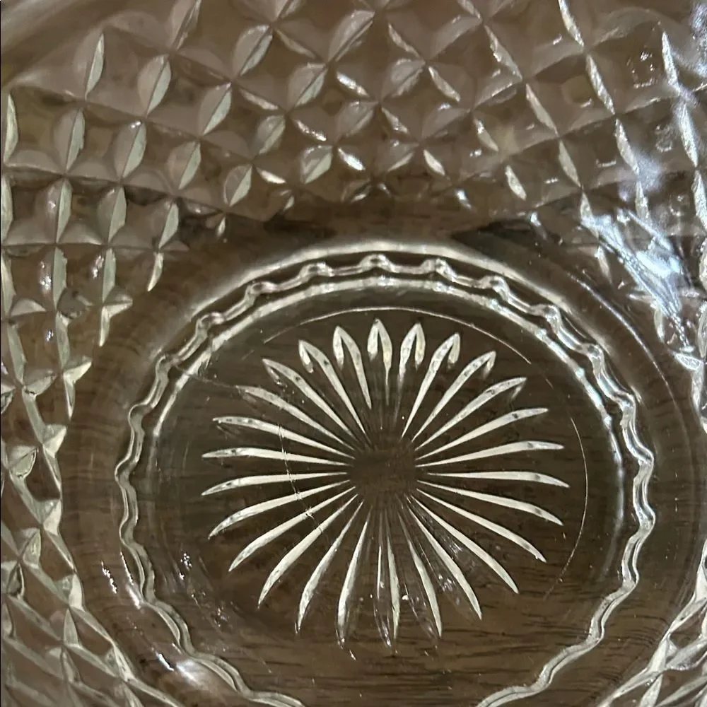 Vintage Clear Pressed Glass Mixing/Serving Bowl – Diamond Point Pattern